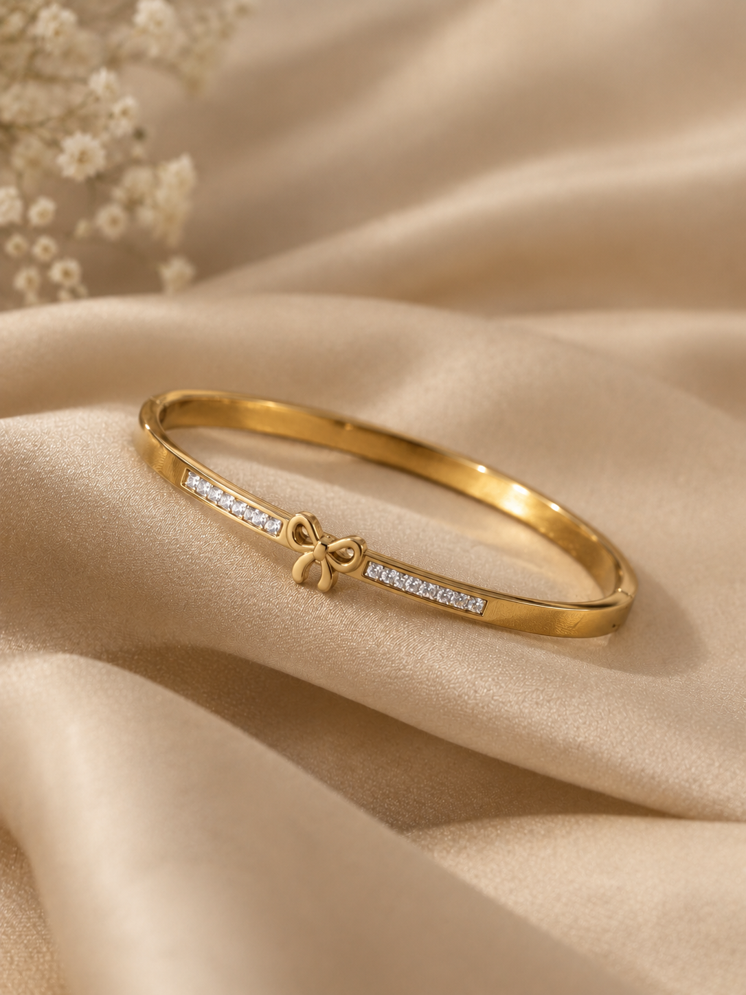 Bow Bangle